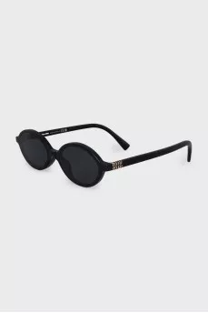 Oval sunglasses with logo on the temples