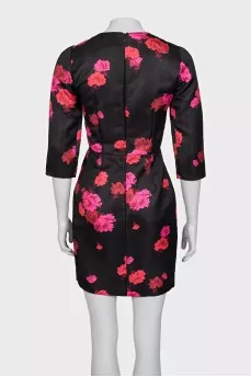 Fitted dress in pink print