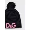 Black wool hat with logo