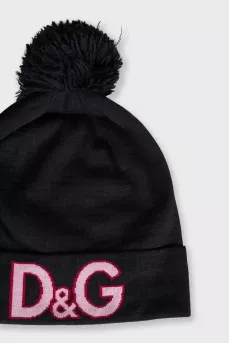 Black wool hat with logo