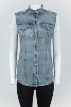 Denim vest with golden branded buttons
