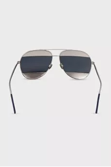 Sunglasses with mirrored inserts