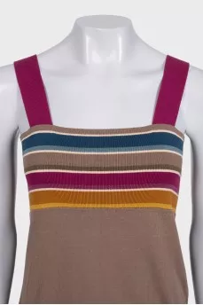 Top with wide straps