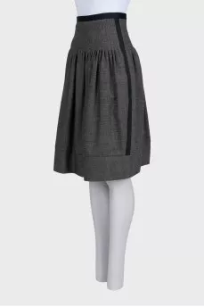 Full wool skirt with a zipper