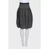 Full wool skirt with a zipper