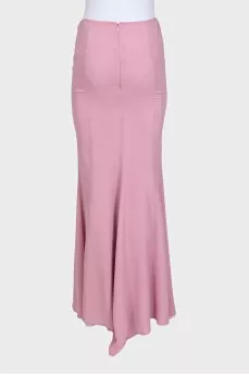 Pink silk skirt with a straight cut