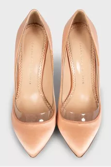 Beige shoes with silicone inserts