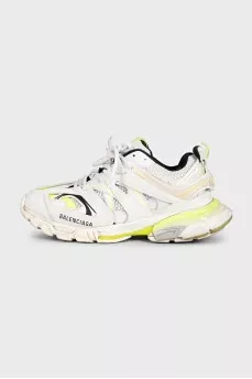 Track sneakers with contrasting inserts
