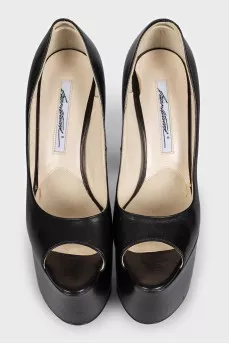 Leather shoes with a high platform and heels