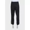 Men's sweatpants with drawstrings and side stripes