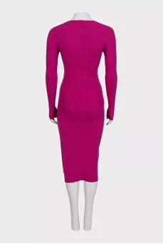Fitted dress with gold embellishment and tag