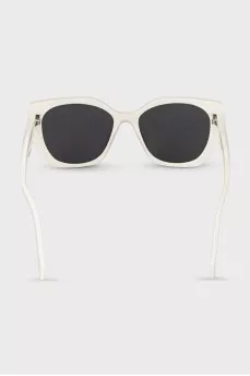 Grand white sunglasses