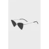 Triangular sunglasses with silver frames