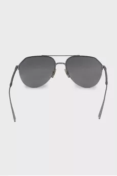 Men's sunglasses with translucent tint