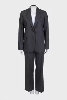 Gray straight-cut wool suit
