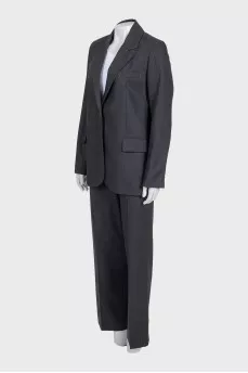 Gray straight-cut wool suit