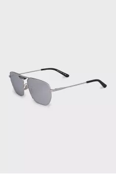 Sunglasses with logo