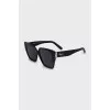Garnd sunglasses with a square frame