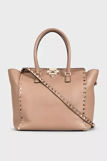 Бежевая кожаная сумка Rockstud