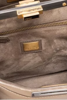 Leather bag with twist lock