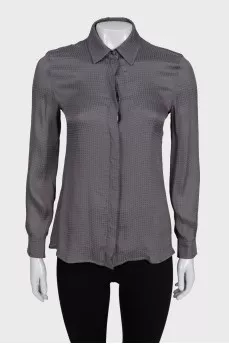 Gray shirt with a small print