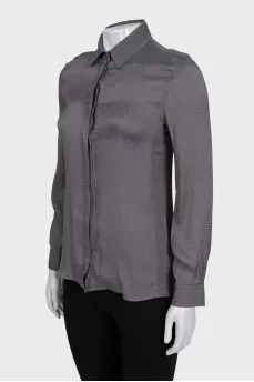 Gray shirt with a small print