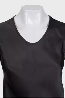 Black T-shirt with raw edges
