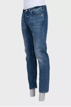 Men's mid-rise distressed jeans