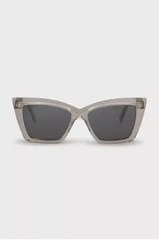 Cat eye sunglasses with clear frames