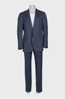 Men's gray straight-cut suit