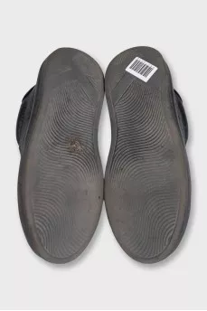 Men's black leather sneakers with embossing