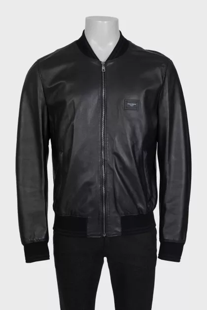 Men's black leather jacket with a zipper