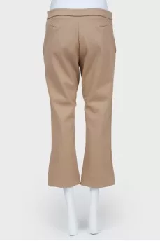 Dense beige shortened trousers