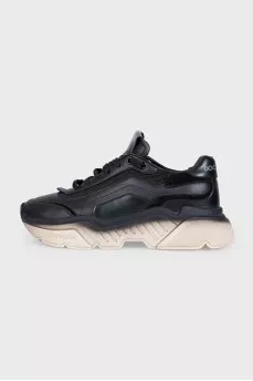 Black leather sneakers with gradient soles