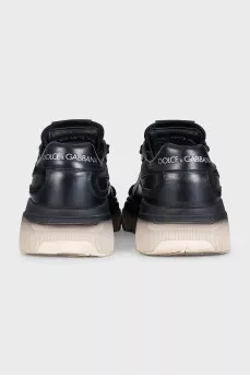 Black leather sneakers with gradient soles
