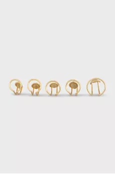A set of adjustable rings for a cat claw effect