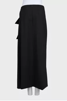 Black wool skirt with frill