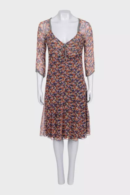 Fitted silk dress with floral print