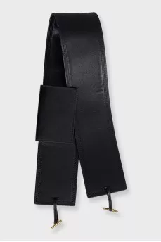 Black Le Carinu bag