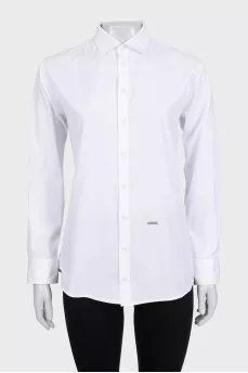 White shirt with logo