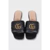 Шлепанцы GG Marmont из черной кожи