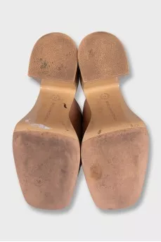 Skyla mules