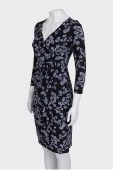 Printed bodycon dress with a V-neck