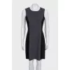 Two-tone fitted sleeveless dress