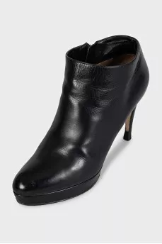 Low black leather ankle boots