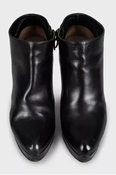 Low black leather ankle boots
