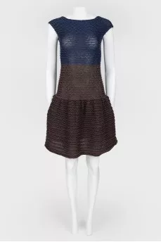 Sleeveless dress in blue-brown