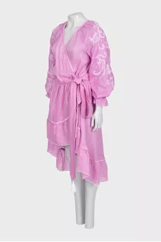 Fitted wrap dress decorated with embroidery