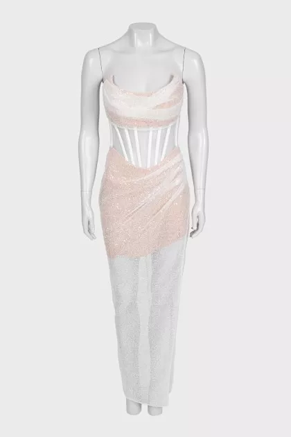 A fitted dress decorated with sequins