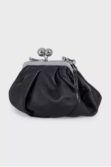 Leather crossbody bag with silver chain